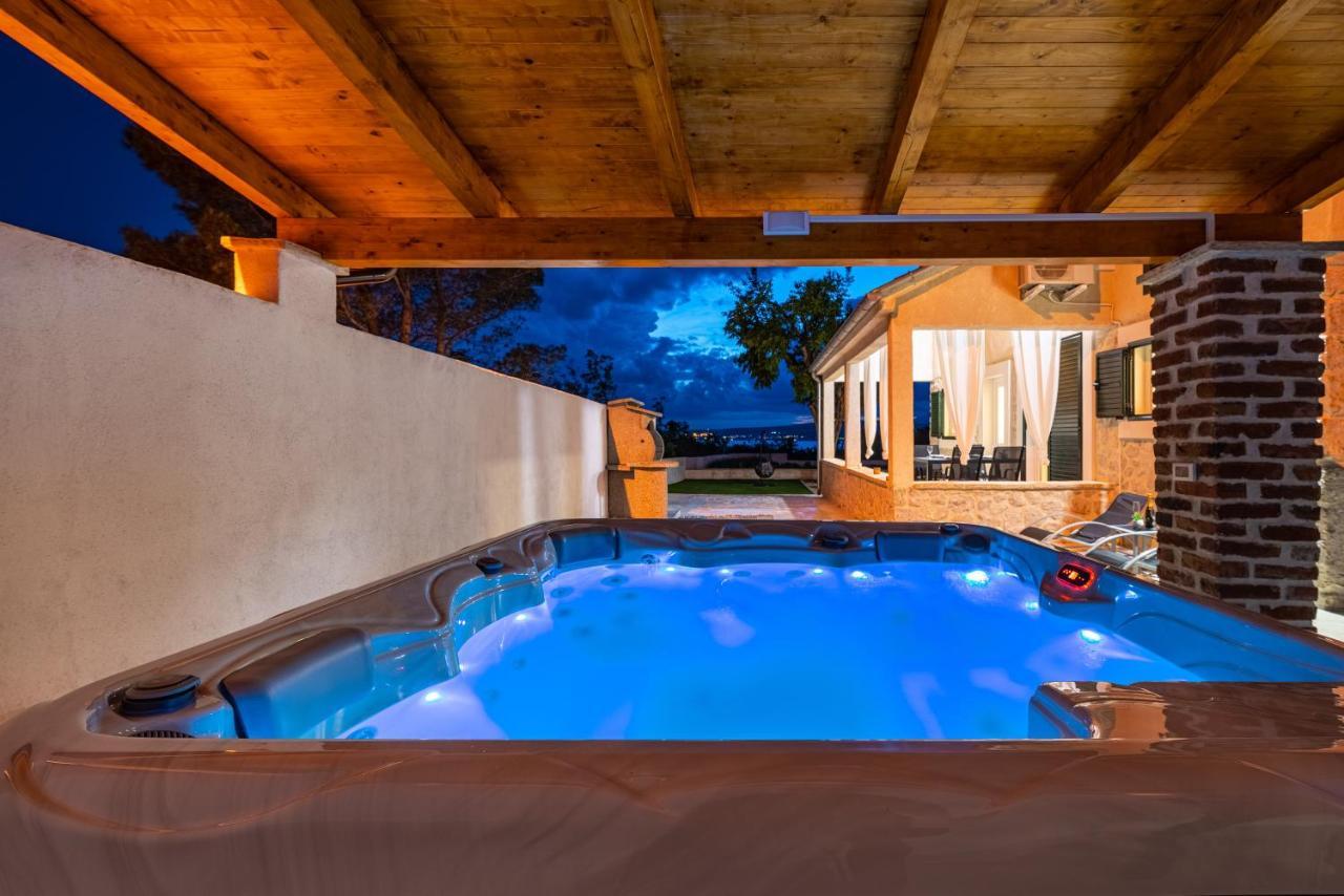 נוביגראד דאלמטיה Holiday Home Figurica מראה חיצוני תמונה