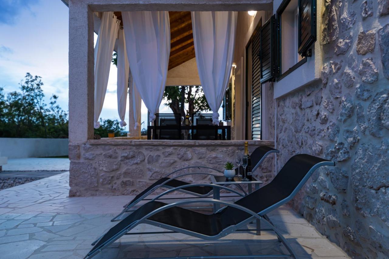 נוביגראד דאלמטיה Holiday Home Figurica מראה חיצוני תמונה
