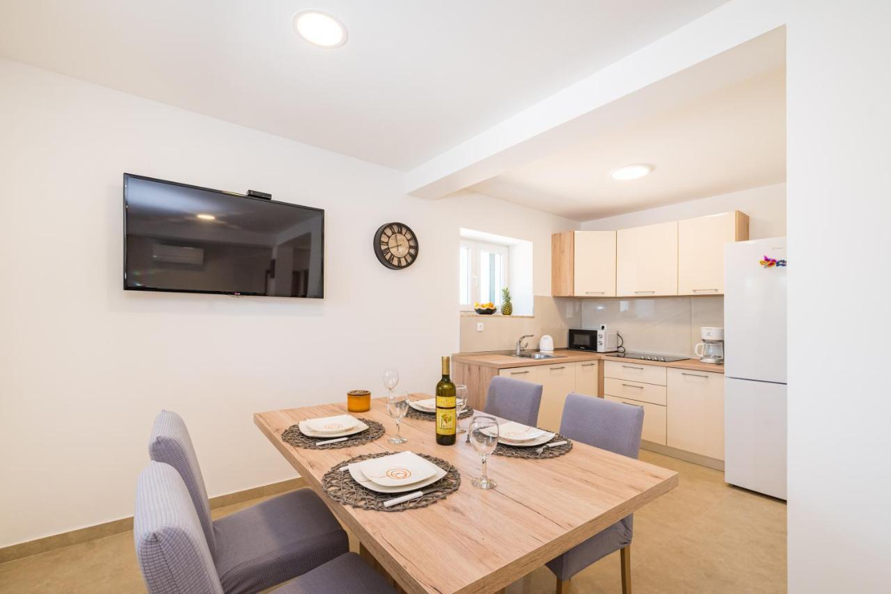 נוביגראד דאלמטיה Holiday Home Figurica מראה חיצוני תמונה