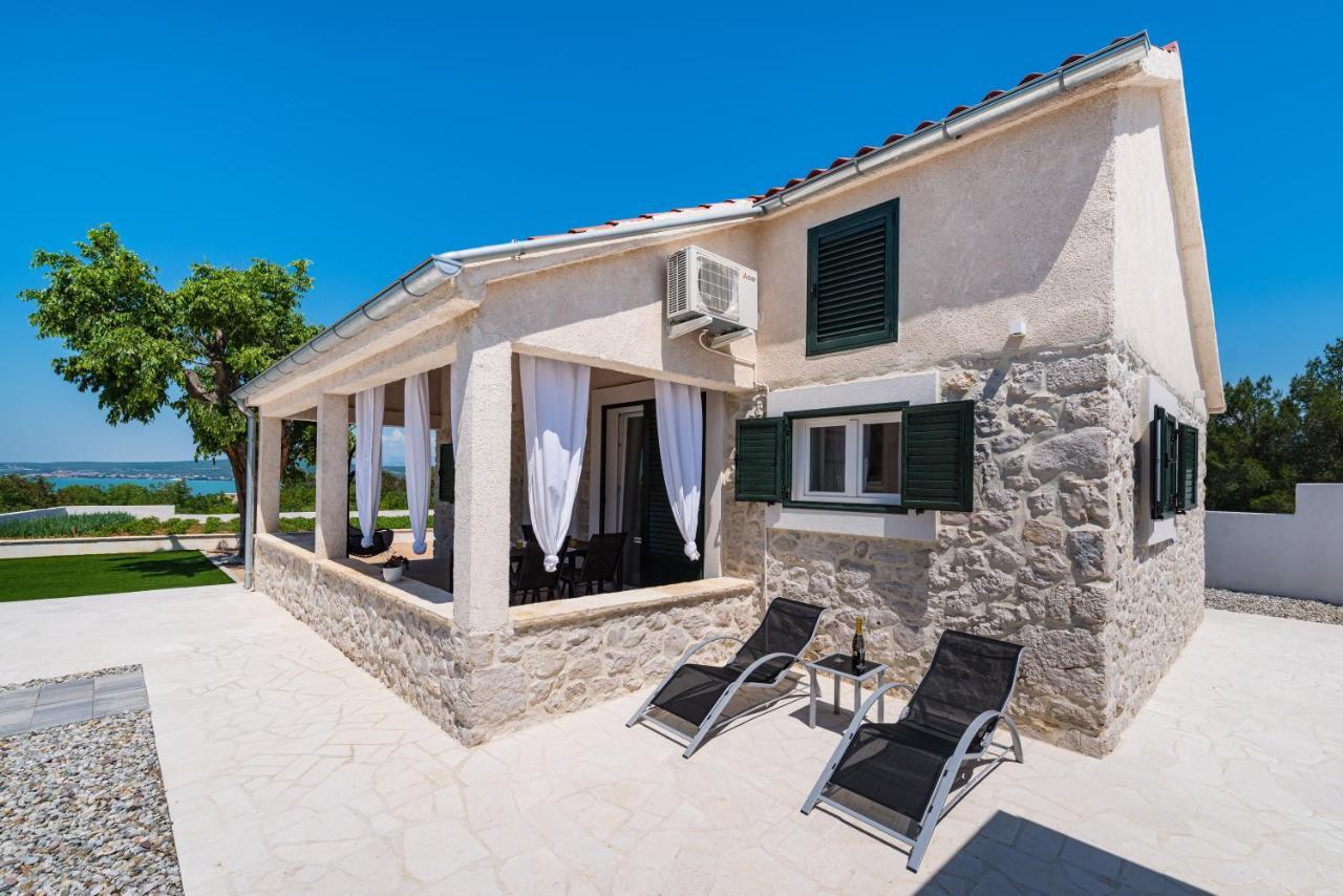 נוביגראד דאלמטיה Holiday Home Figurica מראה חיצוני תמונה
